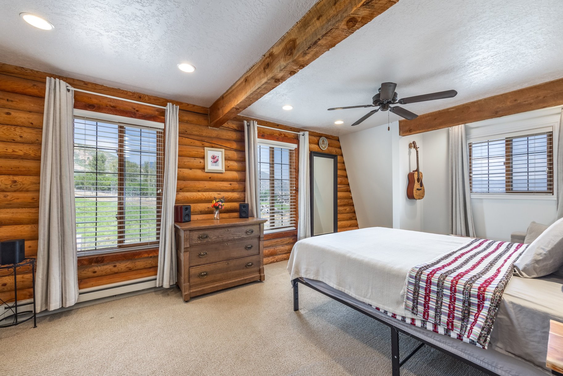 Immaculate Cabin in Midway with Incredible Valley Views - 物件實景