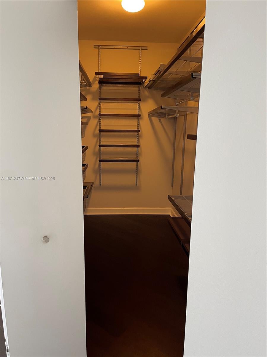Miami, Florida, 33131, United States, 2 Bedrooms Bedrooms, ,3 BathroomsBathrooms,Residential,For Sale,1942203