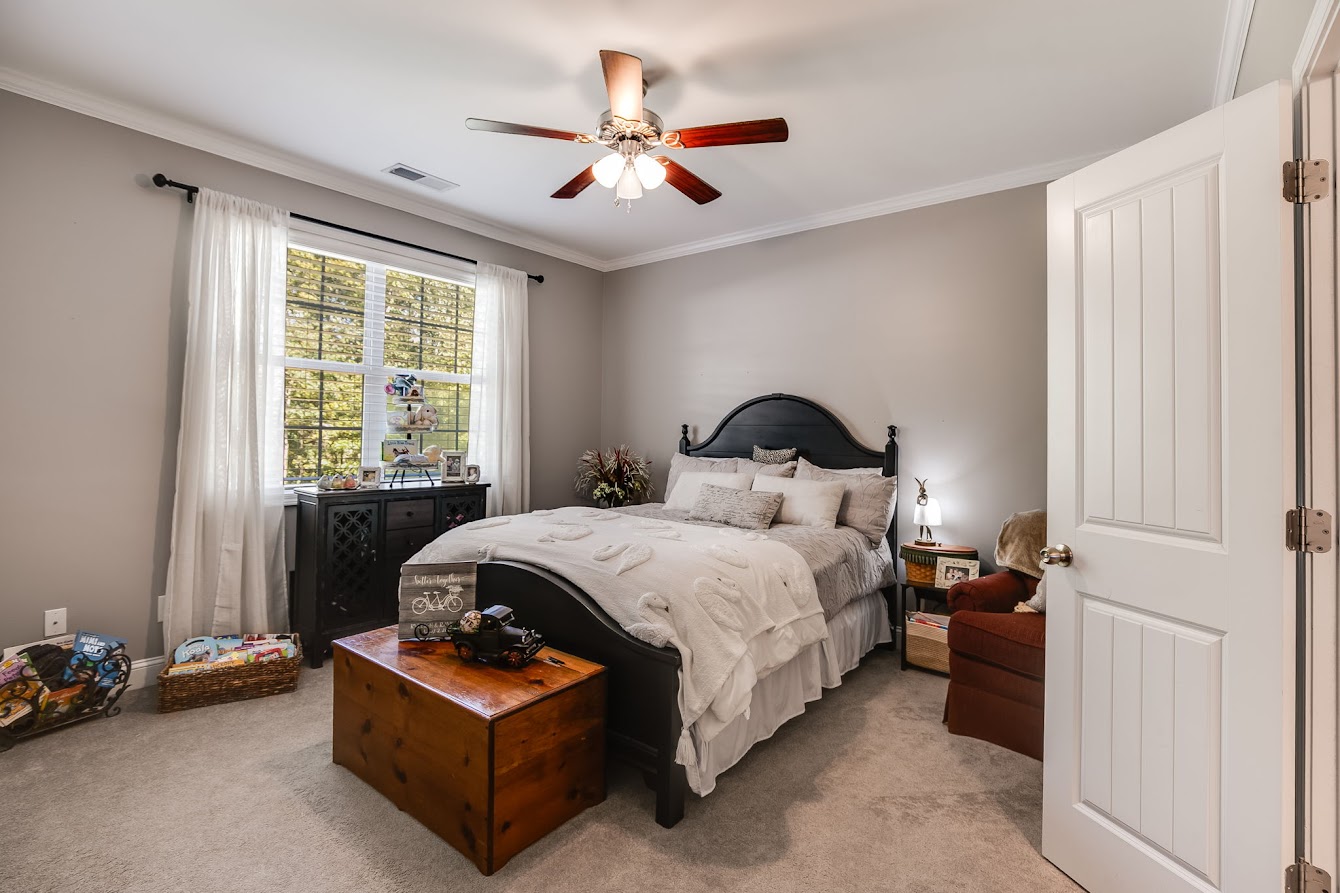 Whitesburg, Georgia, 30185, United States, 4 Bedrooms Bedrooms, ,3 BathroomsBathrooms,Residential,For Sale,1977664