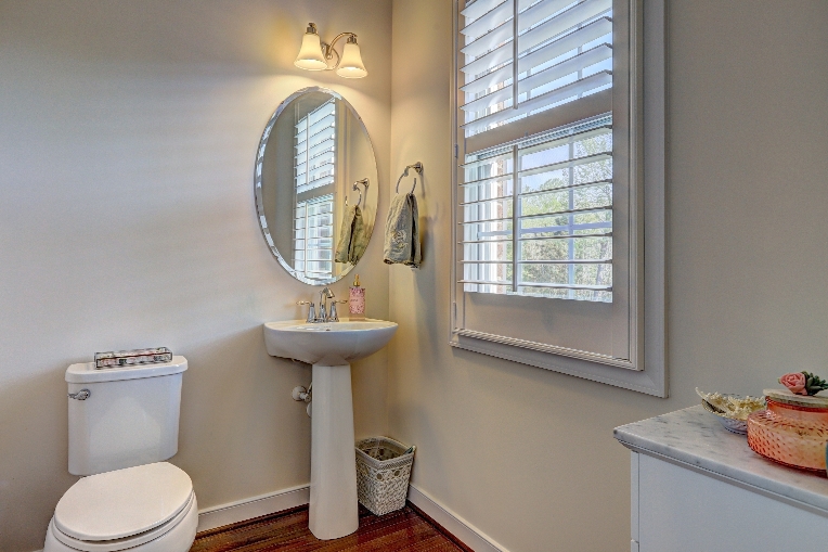 Williamsburg, Virginia, 23188, United States, 2 Bedrooms Bedrooms, ,4 BathroomsBathrooms,Residential,For Sale,1976349