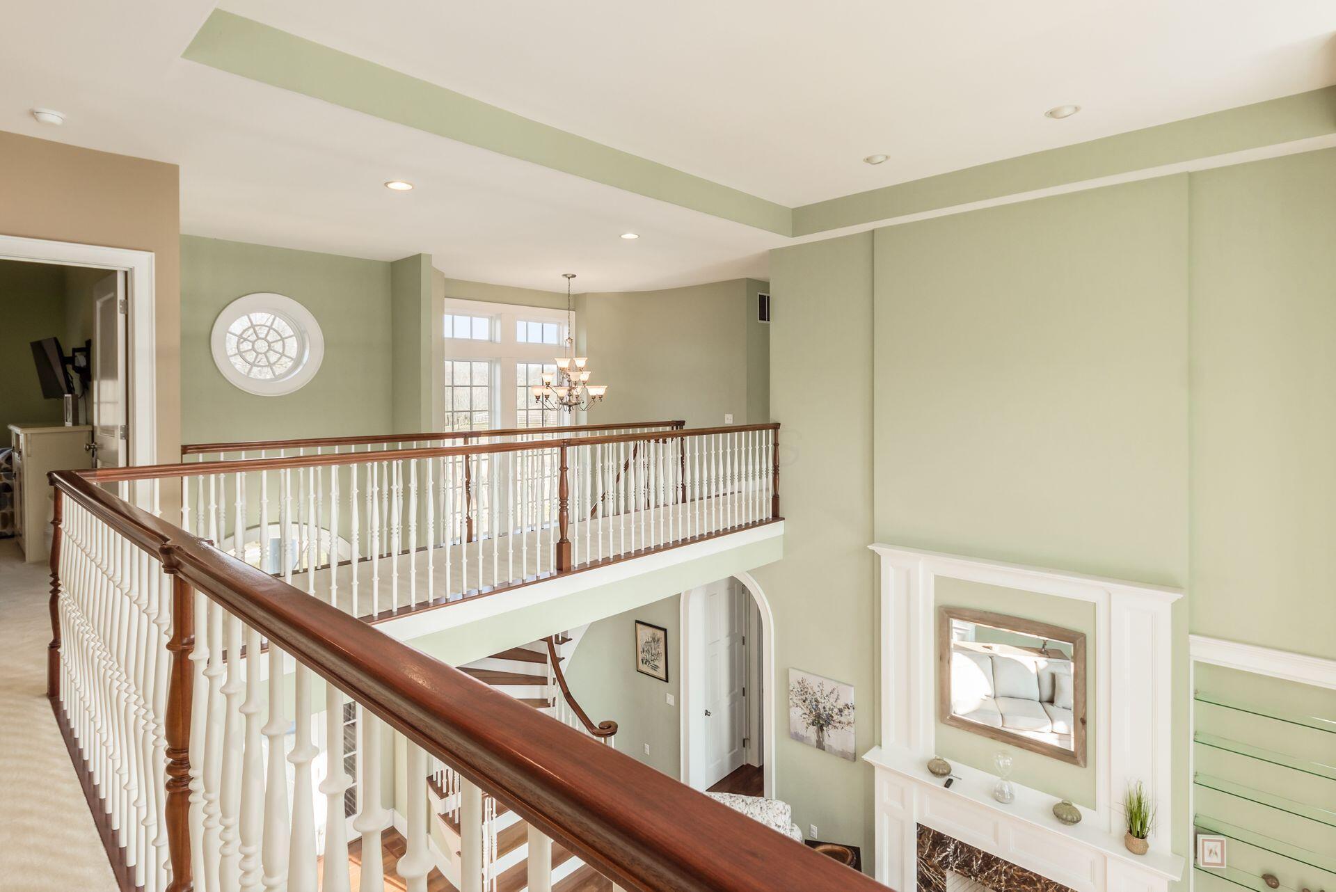 Rockbridge, Ohio, 43149, United States, 8 Bedrooms Bedrooms, ,10 BathroomsBathrooms,Residential,For Sale,1818163