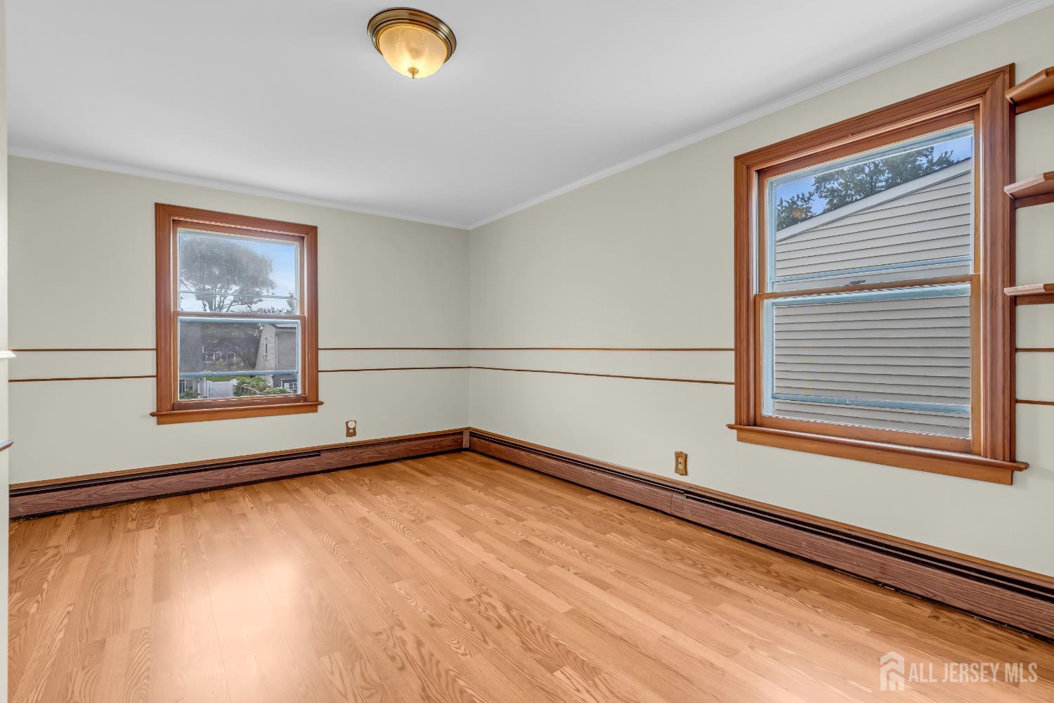 Iselin, New Jersey, 08830, United States, 3 Bedrooms Bedrooms, ,2 BathroomsBathrooms,Residential,For Sale,1966182