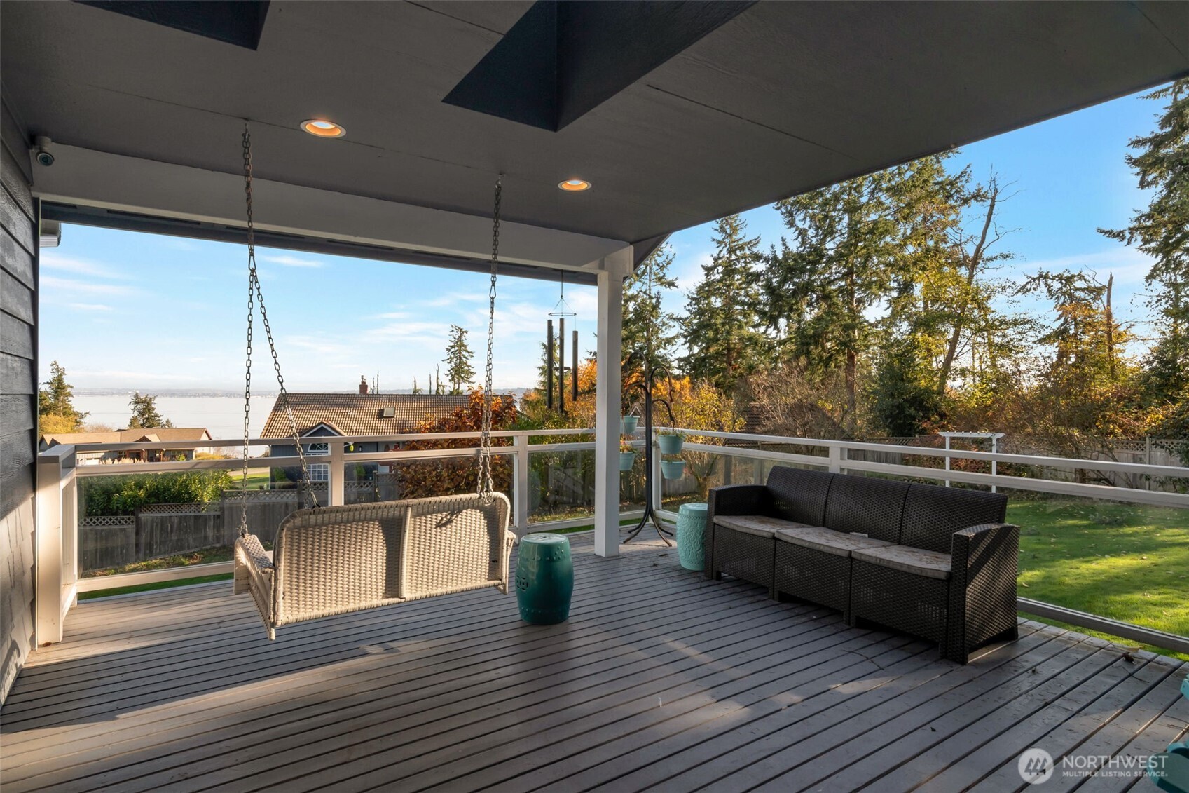 Clinton, Washington, 98236, United States, 4 Bedrooms Bedrooms, ,3 BathroomsBathrooms,Residential,For Sale,1990497