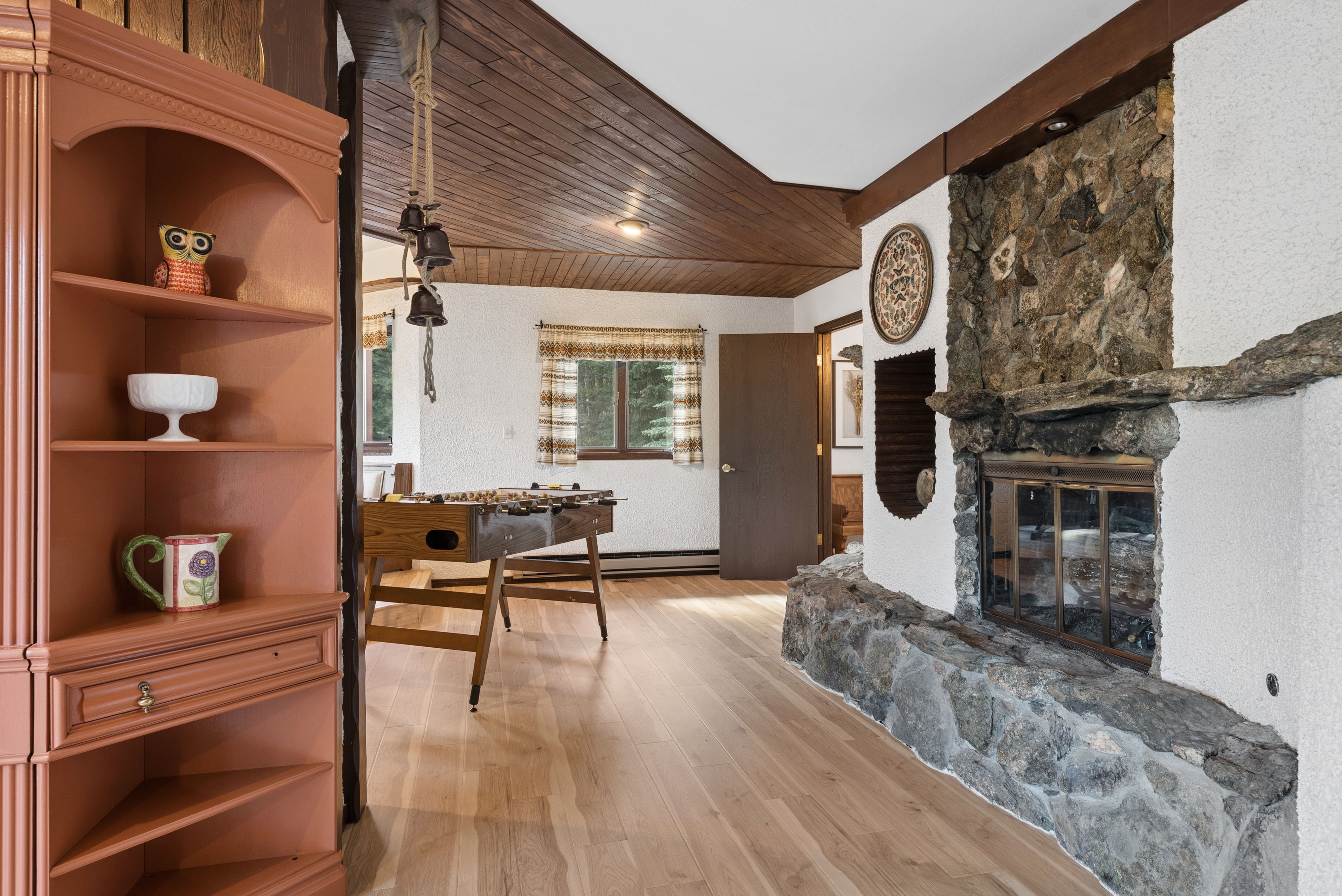  Mountain Chalet on Almost 8 Acres - 物件實景