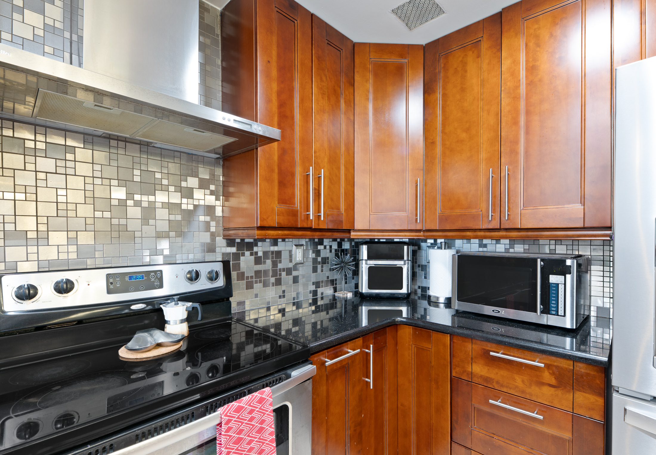  6501 Liberty Avenue, North Bergen, NJ 07047 - 物件實景