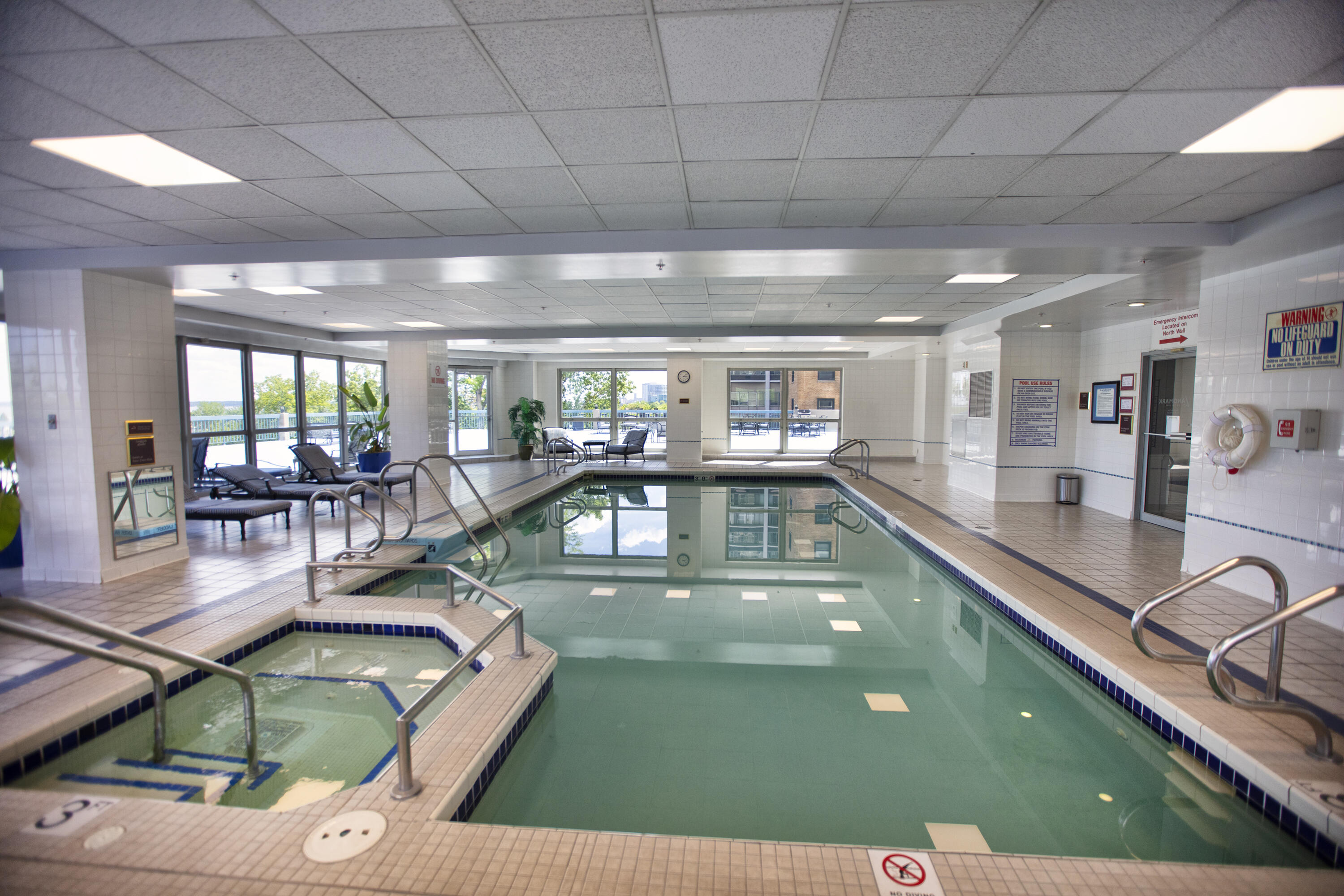 Milwaukee, Wisconsin, 53202, United States, 2 Bedrooms Bedrooms, ,3 BathroomsBathrooms,Residential,For Sale,1992022