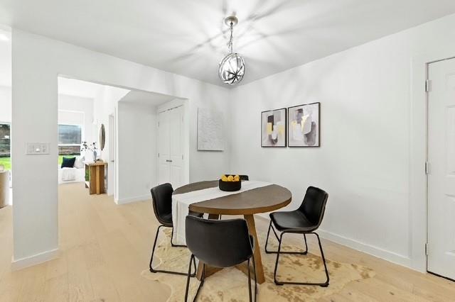 Austin, Texas, 78731, United States, 4 Bedrooms Bedrooms, ,3 BathroomsBathrooms,Residential,For Sale,1885336