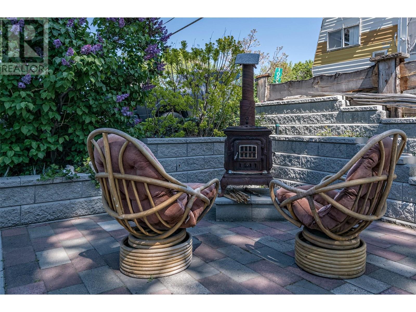 LAKE COUNTRY, British Columbia, V4V 1W2, CA, 4 Bedrooms Bedrooms, ,2 BathroomsBathrooms,Residential,For Sale,1896793