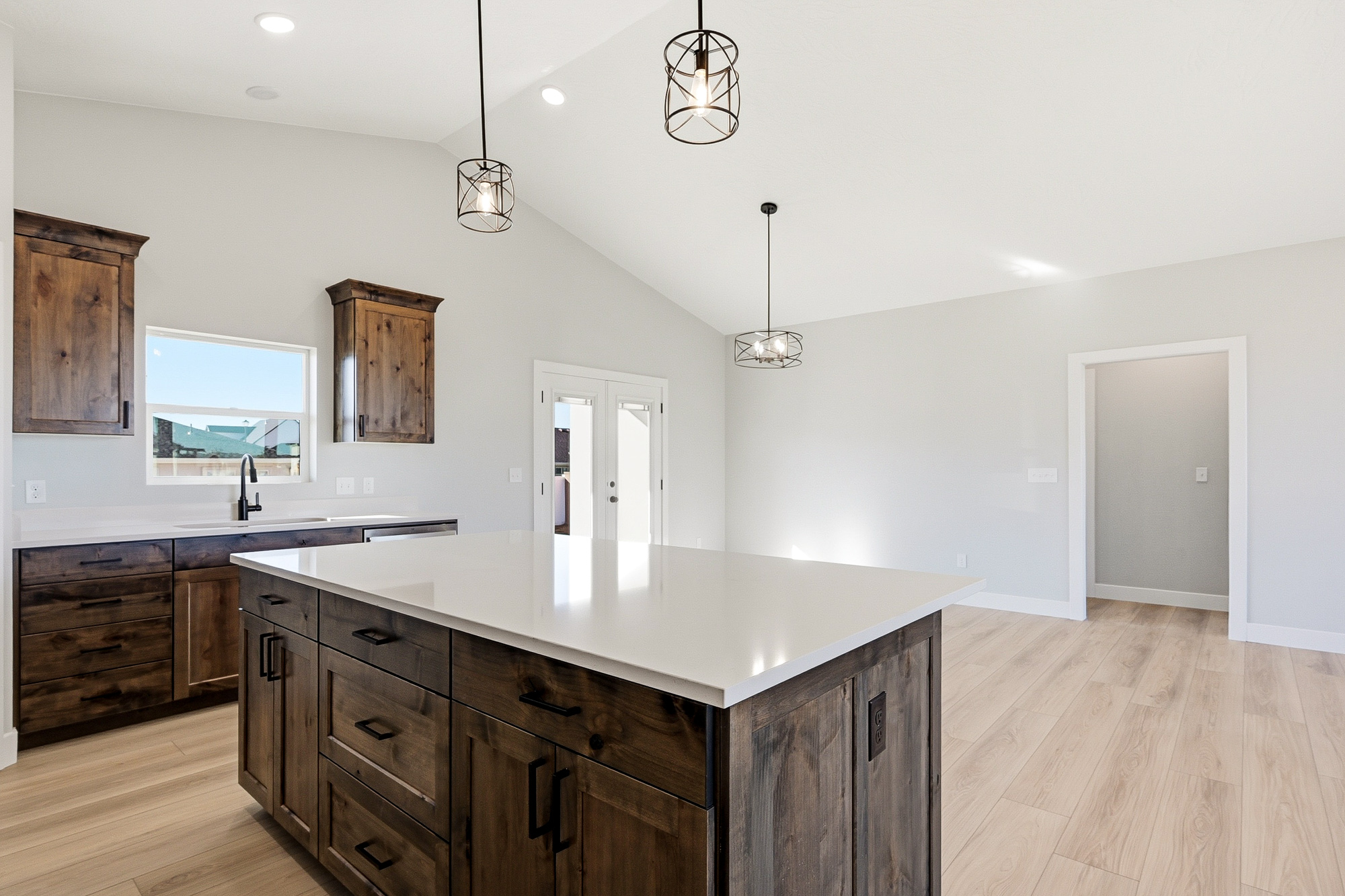 Cedar City, Utah, 84720, United States, 6 Bedrooms Bedrooms, ,4 BathroomsBathrooms,Residential,For Sale,1978281