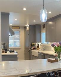 Hawthorne, California, 90250, United States, 4 Bedrooms Bedrooms, ,3 BathroomsBathrooms,Residential,For Sale,1798338