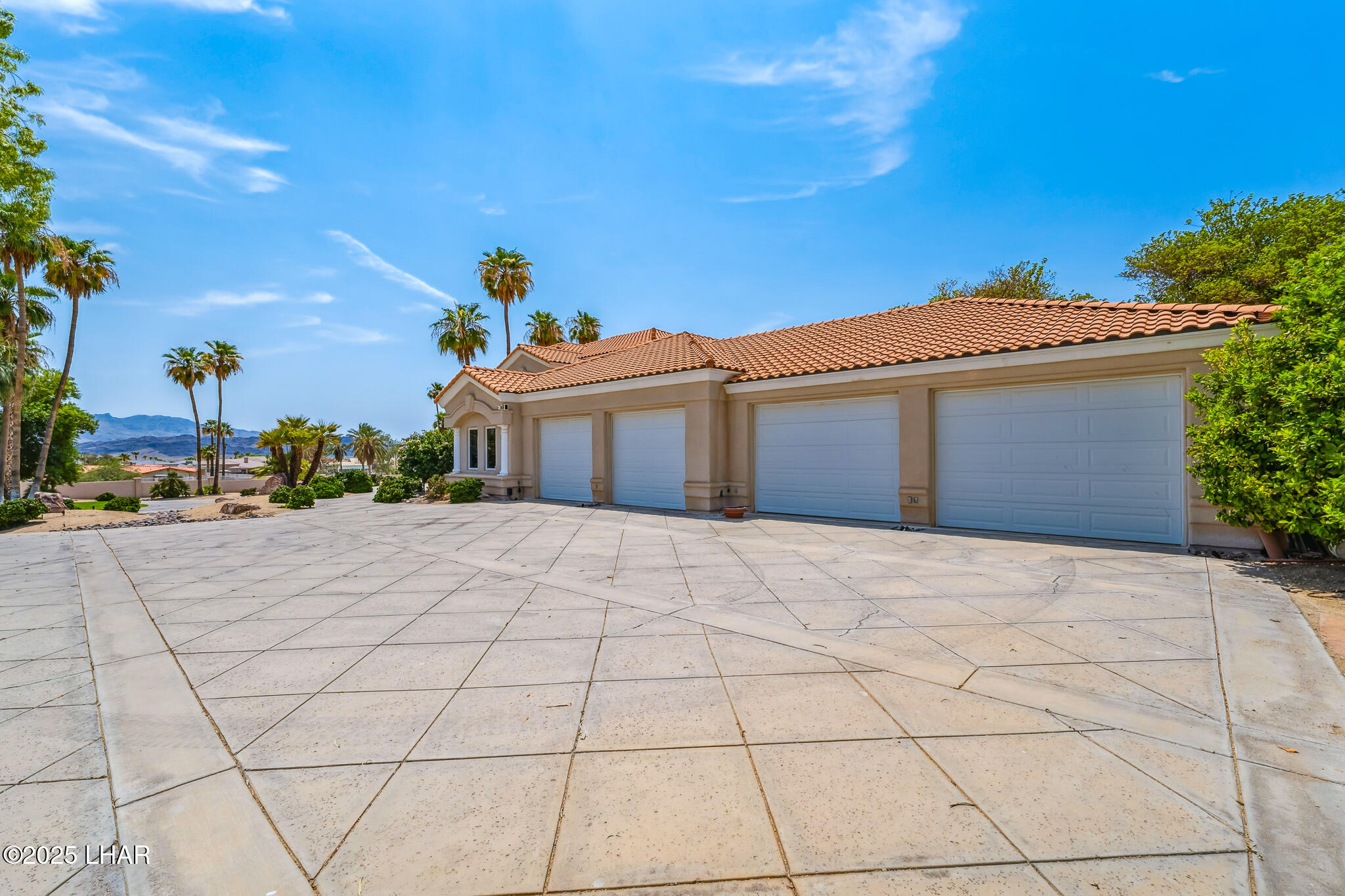 Lake Havasu City, Arizona, 86406, United States, 4 Bedrooms Bedrooms, ,2 BathroomsBathrooms,Residential,For Sale,1901337