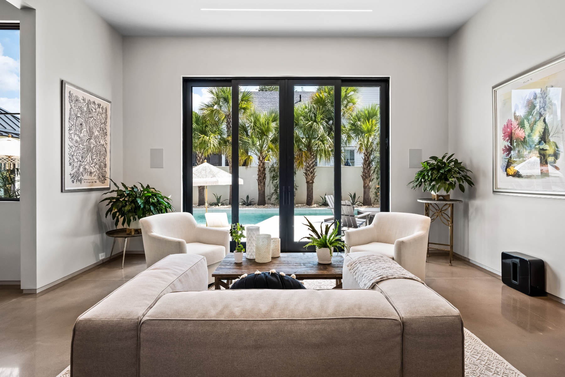  700 Stucco Lane, Mount Pleasant - 物件實景