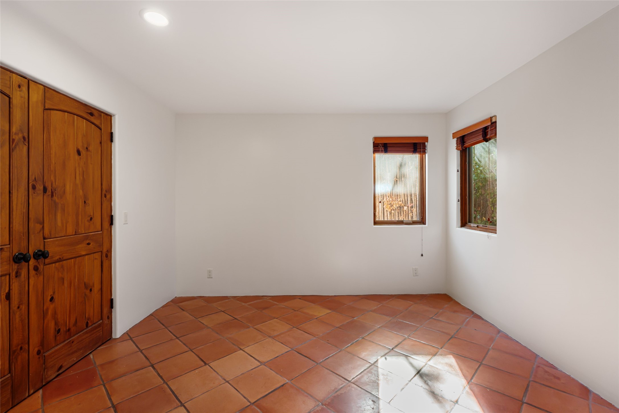  207 Cordova Road B - 物件實景