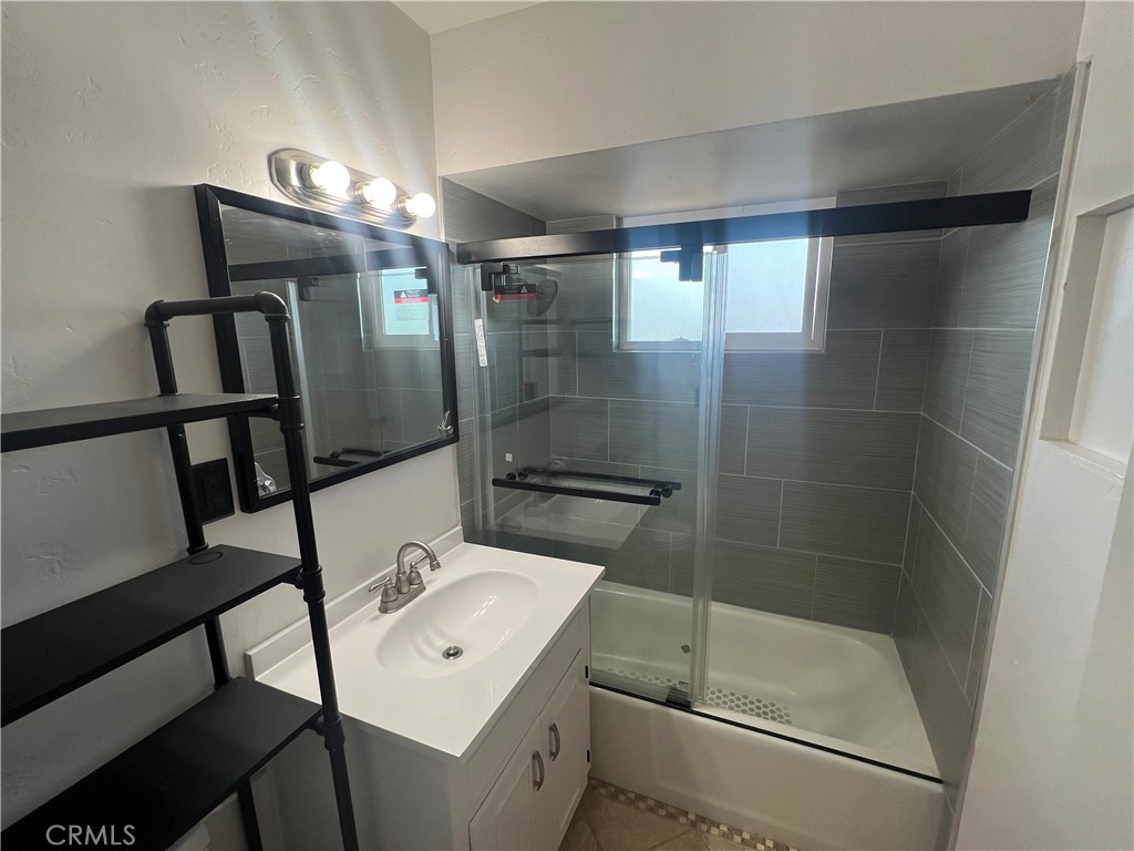 San Bernardino, California, 92404, United States, 3 Bedrooms Bedrooms, ,2 BathroomsBathrooms,Residential,For Sale,1978496