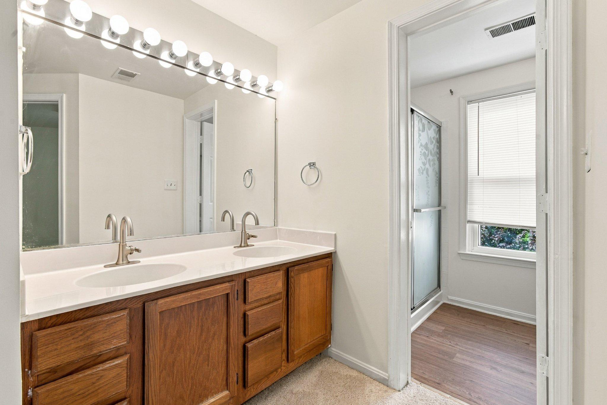  5909 Saint Giles Way, Alexandria, VA, 22315 - 物件實景