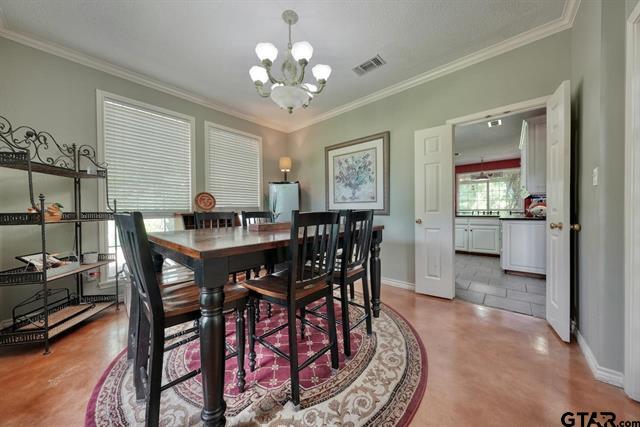 Lindale, Texas, 75771, United States, 4 Bedrooms Bedrooms, ,3 BathroomsBathrooms,Residential,For Sale,1937057