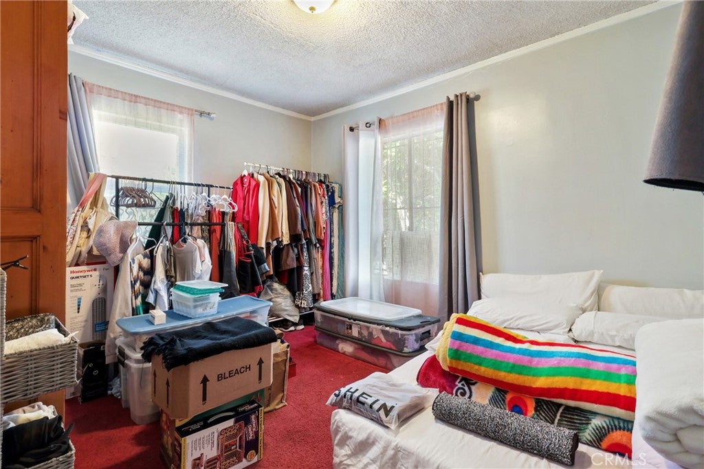 Los Angeles, California, 90016, United States, ,Residential,For Sale,1892903