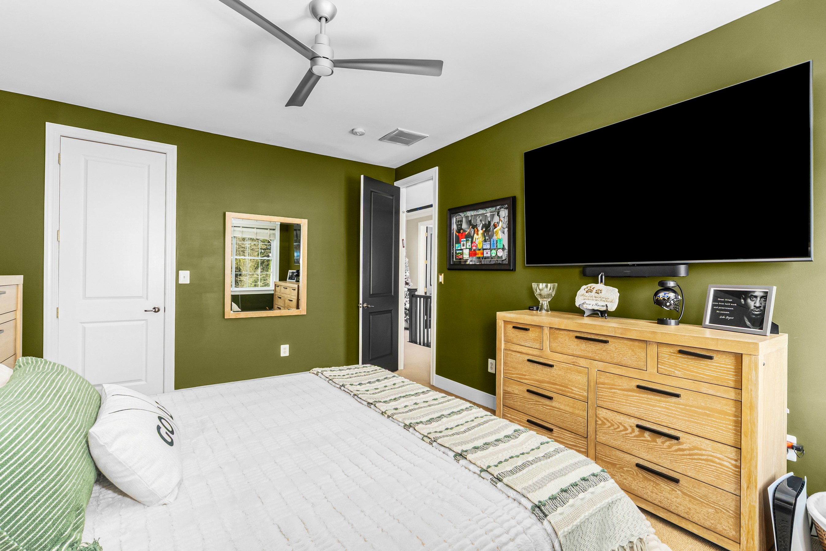  ROLAND PARK - 物件實景