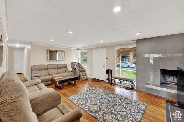 Sandy, Utah, 84094, United States, 3 Bedrooms Bedrooms, ,2 BathroomsBathrooms,Residential,For Sale,1943665