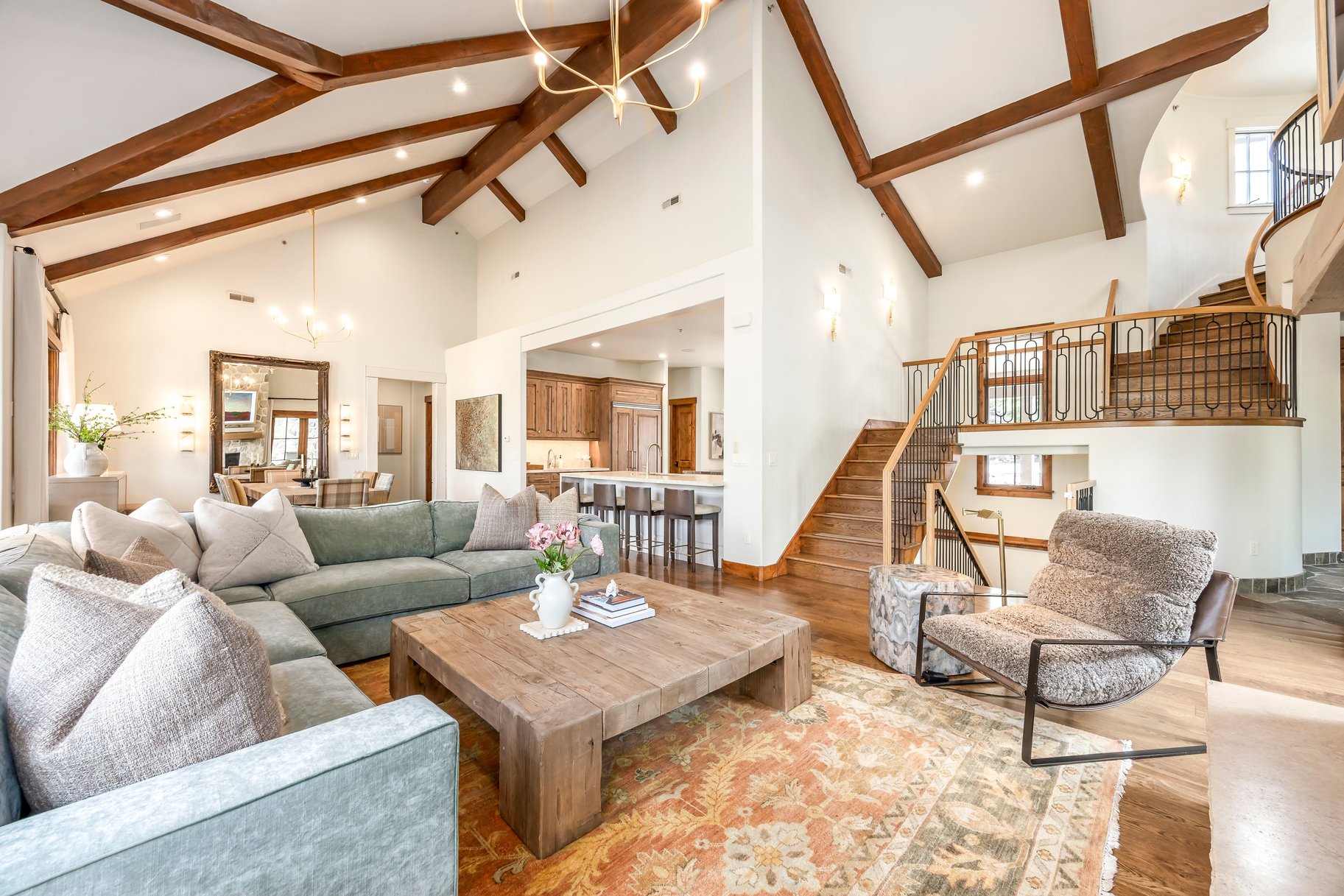  Stunning Remodel with Golf Membership Available in Promontory - 物件實景