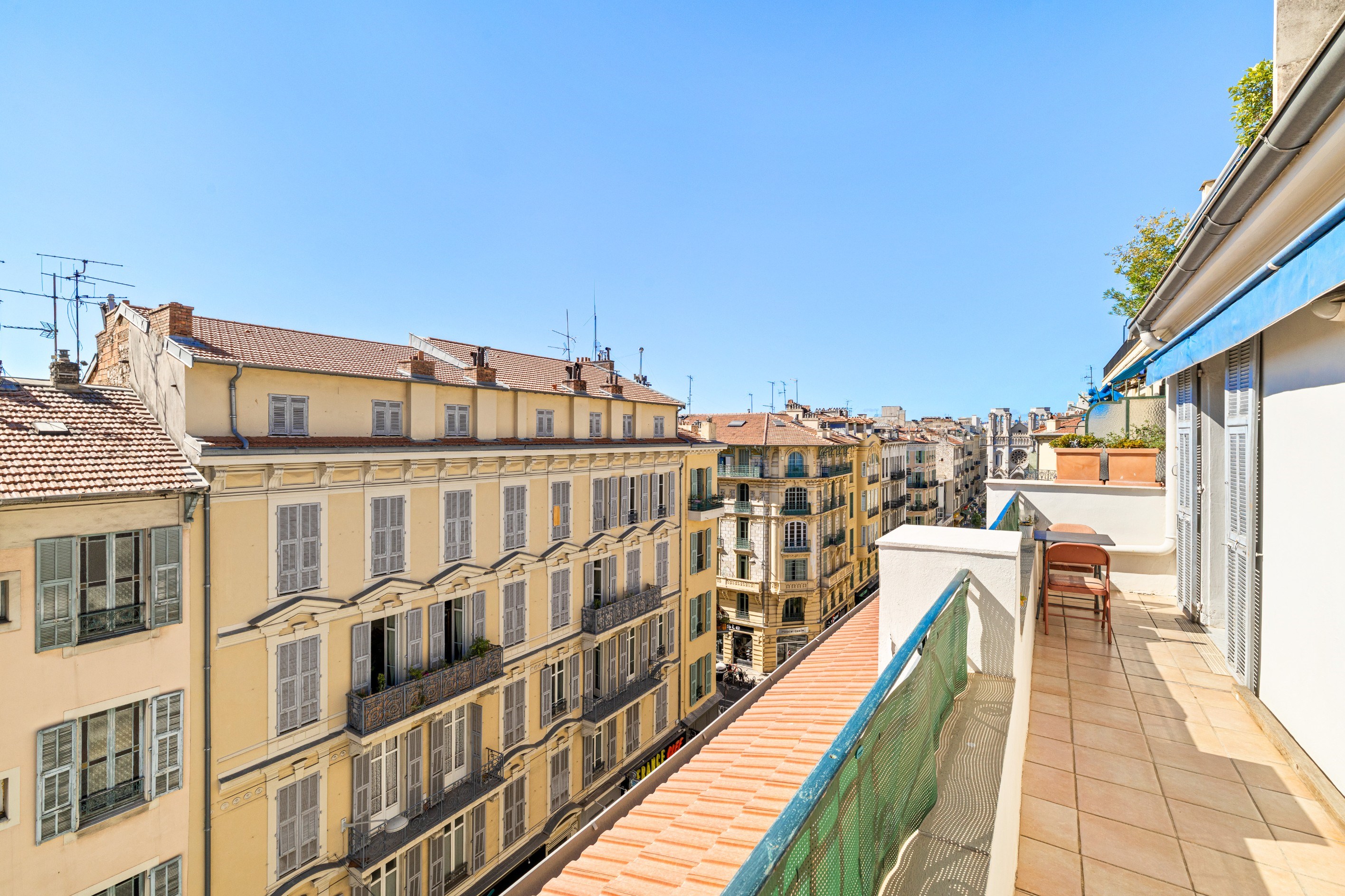  Notre-Dame – Characterful Loft with mezzanine and open city views - 物件實景