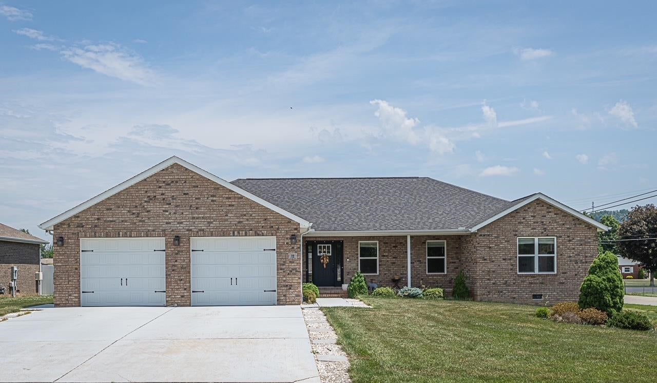 Proctorville, Ohio, 45669, United States, 5 Bedrooms Bedrooms, ,3 BathroomsBathrooms,Residential,For Sale,2049008