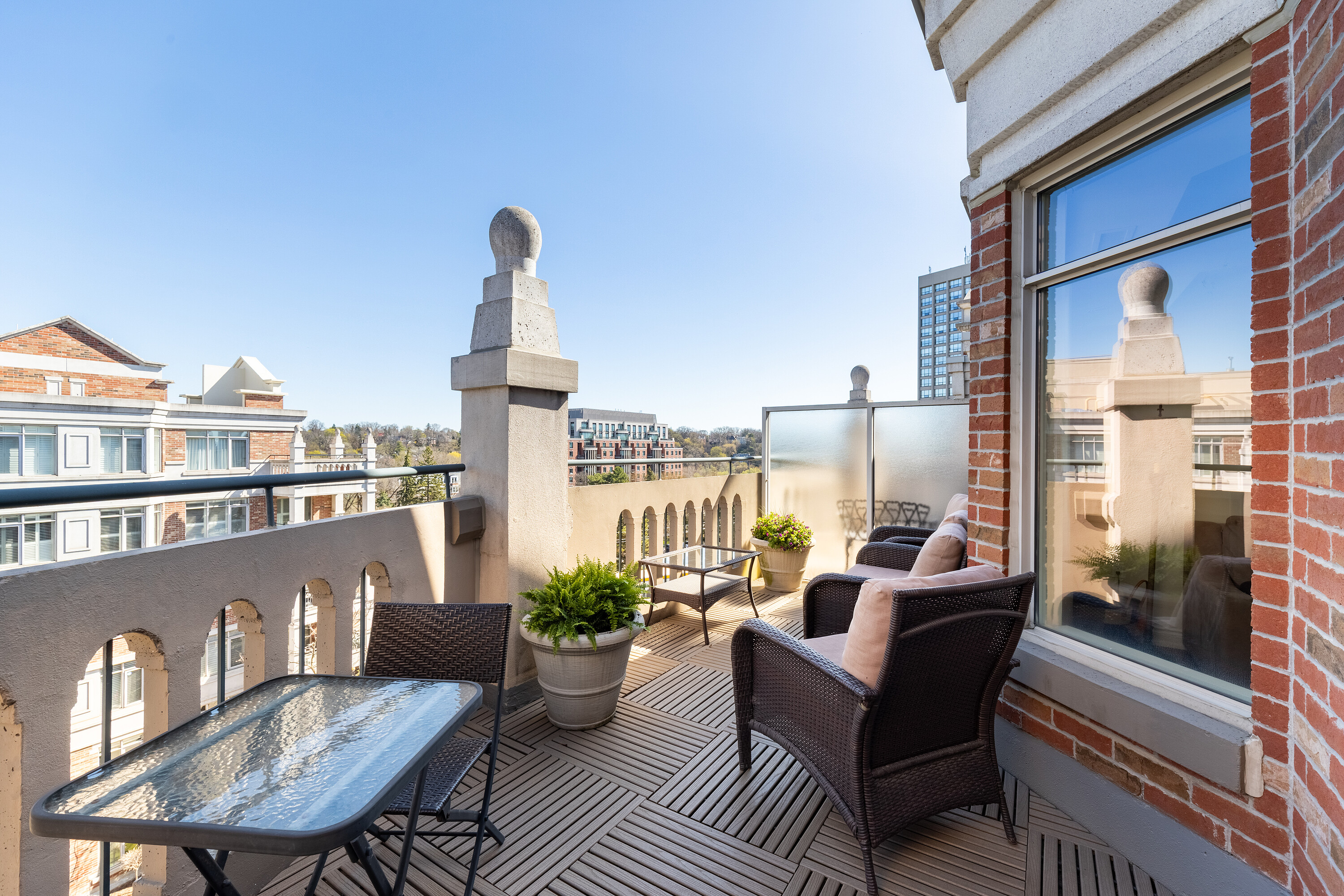  Modern Condo Living - 物件實景
