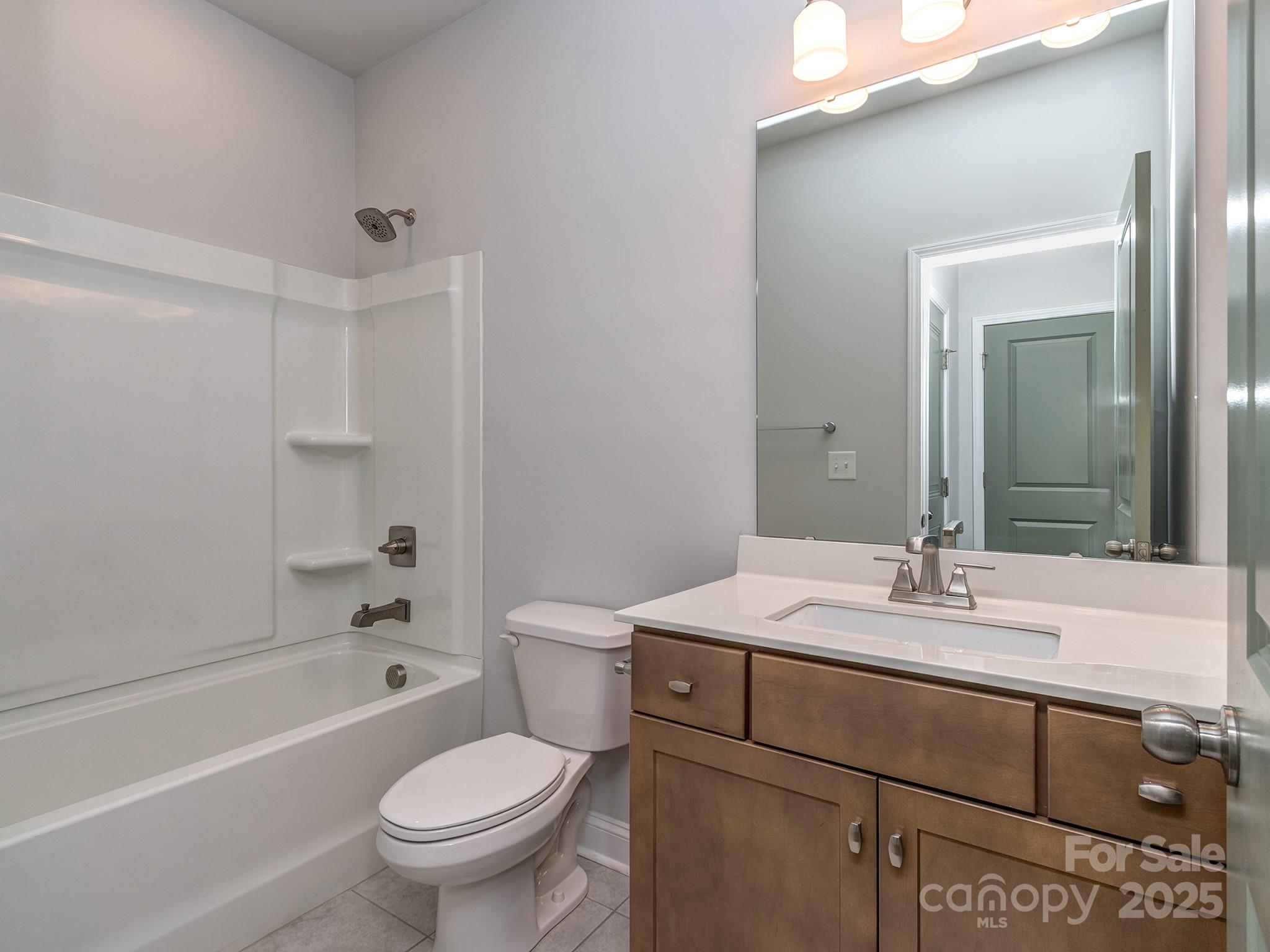 Charlotte, North Carolina, 28277, United States, 4 Bedrooms Bedrooms, ,4 BathroomsBathrooms,Residential,For Sale,1989428