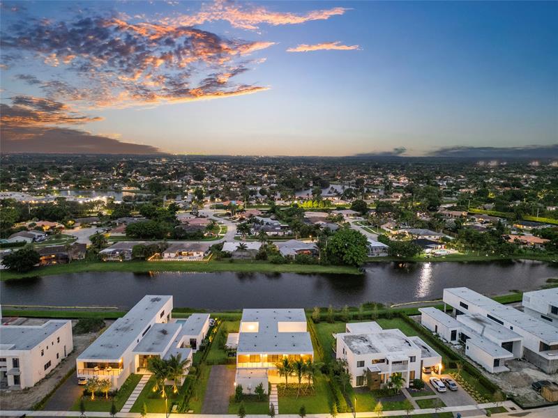 Weston, Florida, 33326, United States, 5 Bedrooms Bedrooms, ,10 BathroomsBathrooms,Residential,For Sale,1925286