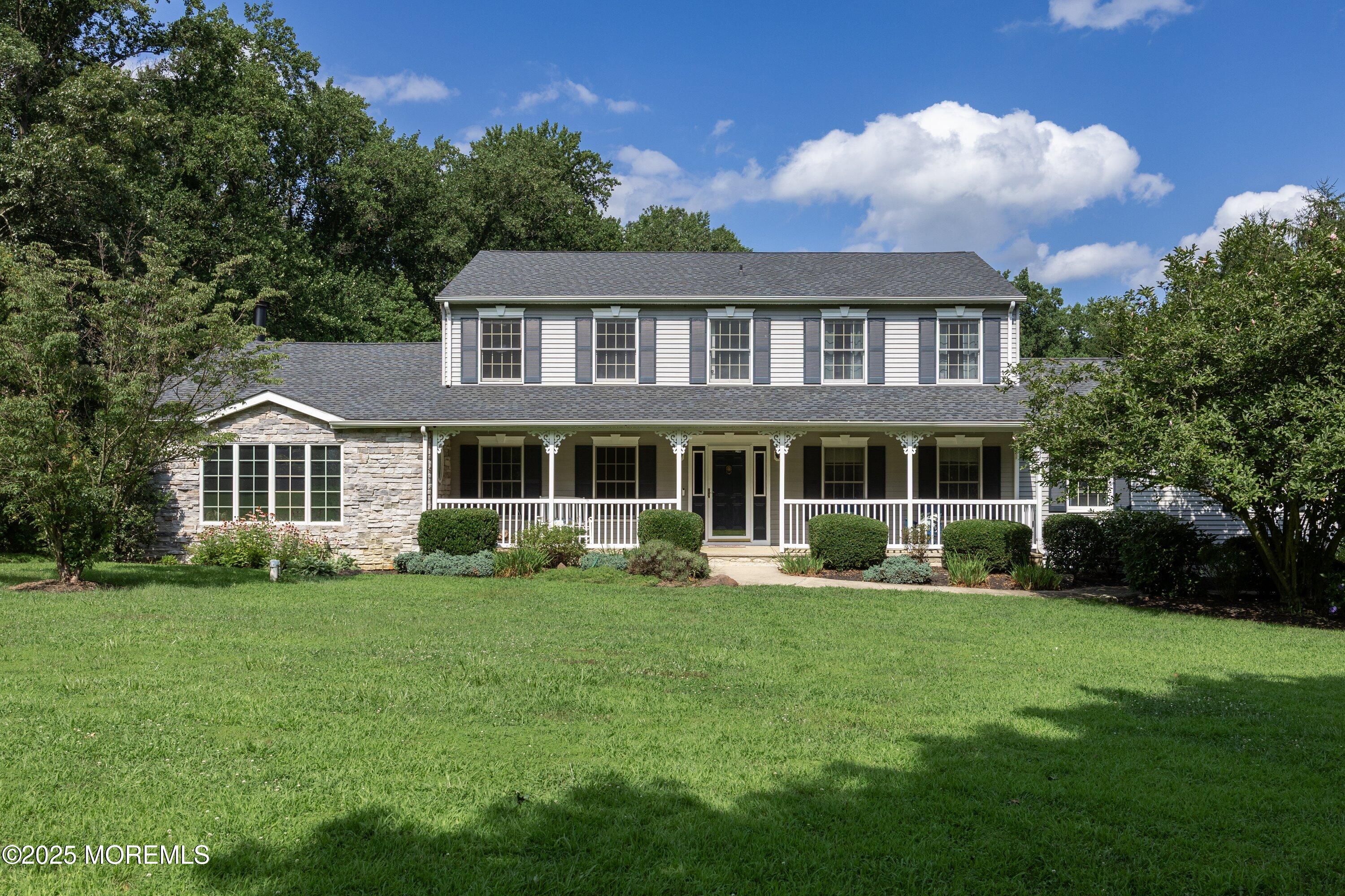 Cream Ridge, New Jersey, 08514, United States, 4 Bedrooms Bedrooms, ,3 BathroomsBathrooms,Residential,For Sale,1904272