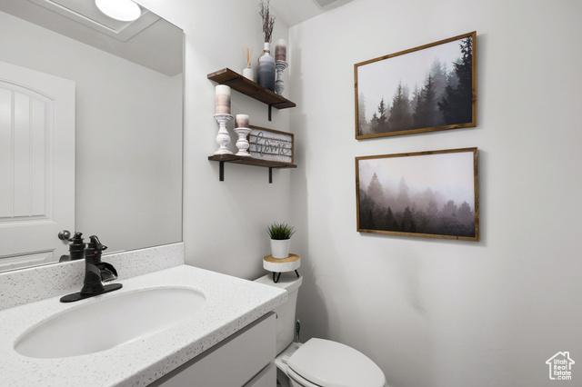 West Jordan, Utah, 84081, United States, 4 Bedrooms Bedrooms, ,3 BathroomsBathrooms,Residential,For Sale,1935106