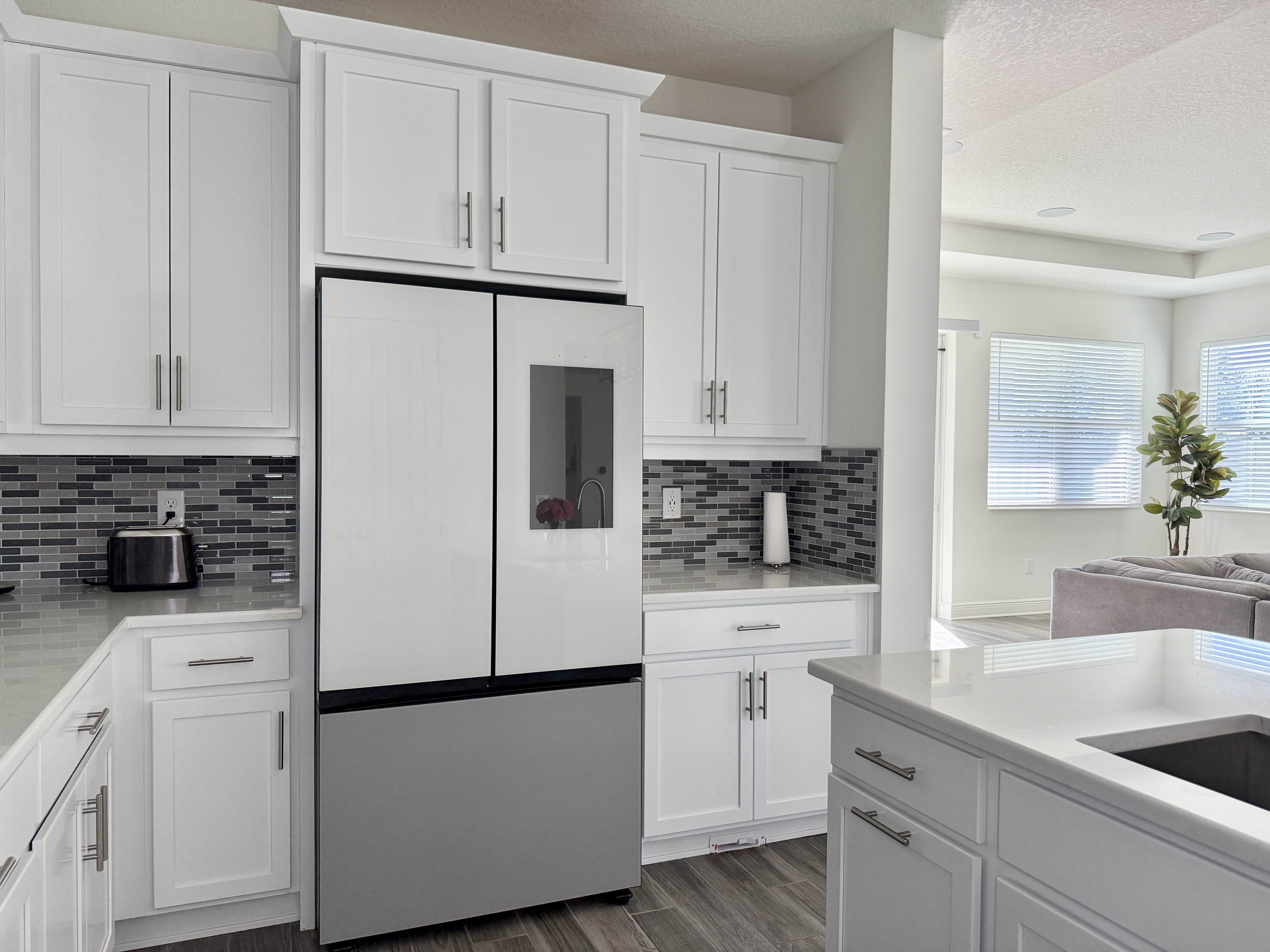 Seffner, Florida, 33584, United States, 4 Bedrooms Bedrooms, ,3 BathroomsBathrooms,Residential,For Sale,1979664