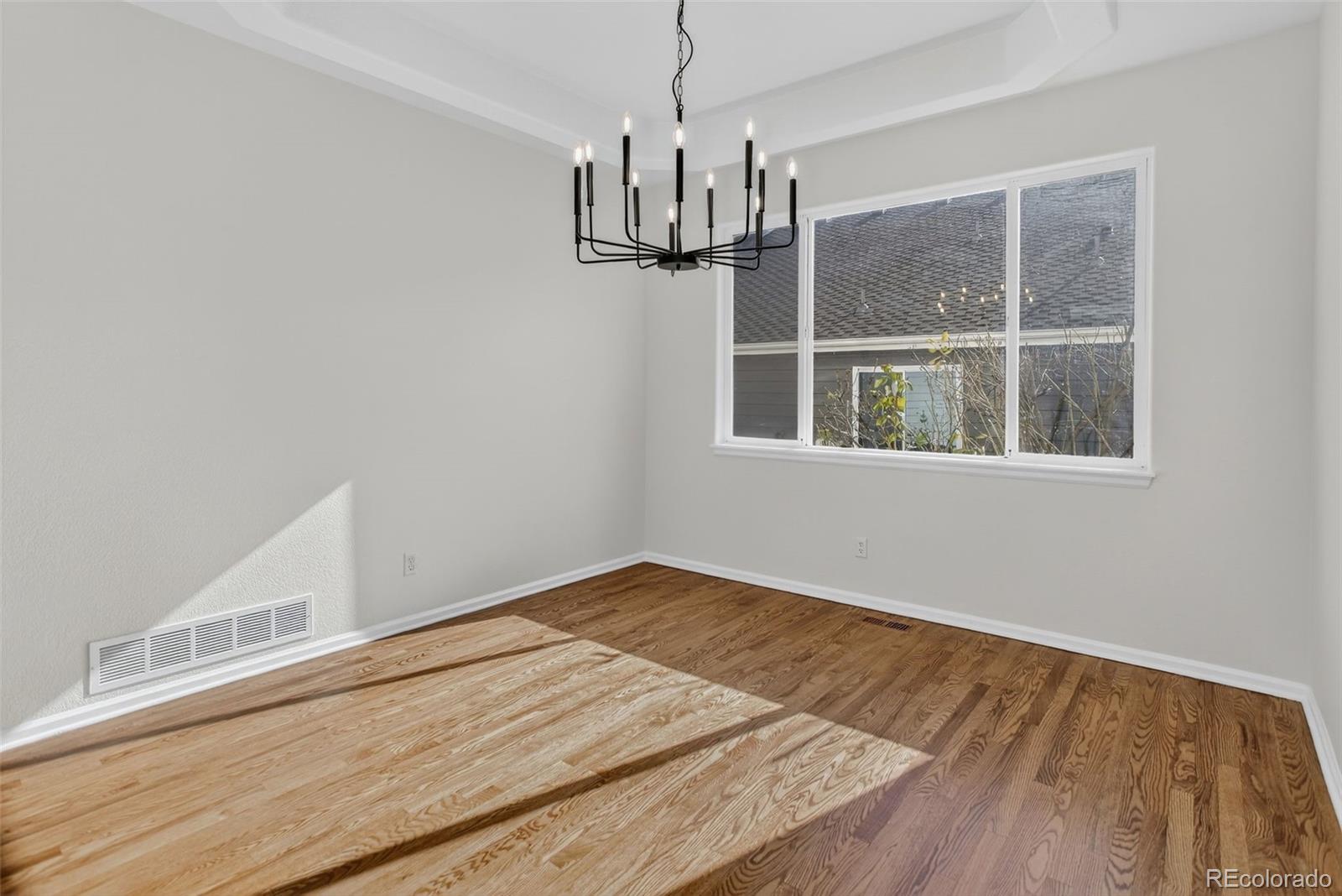 Golden, Colorado, 80403, United States, 3 Bedrooms Bedrooms, ,3 BathroomsBathrooms,Residential,For Sale,1988372