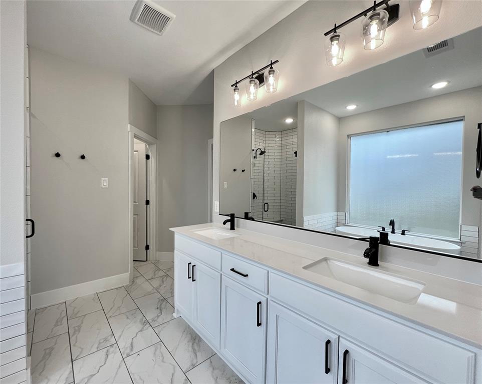 2051 Constitution Court, Nevada, Texas, 75173, United States, 3 Bedrooms Bedrooms, ,4 BathroomsBathrooms,Residential,For Sale,2051 Constitution Court,1673455