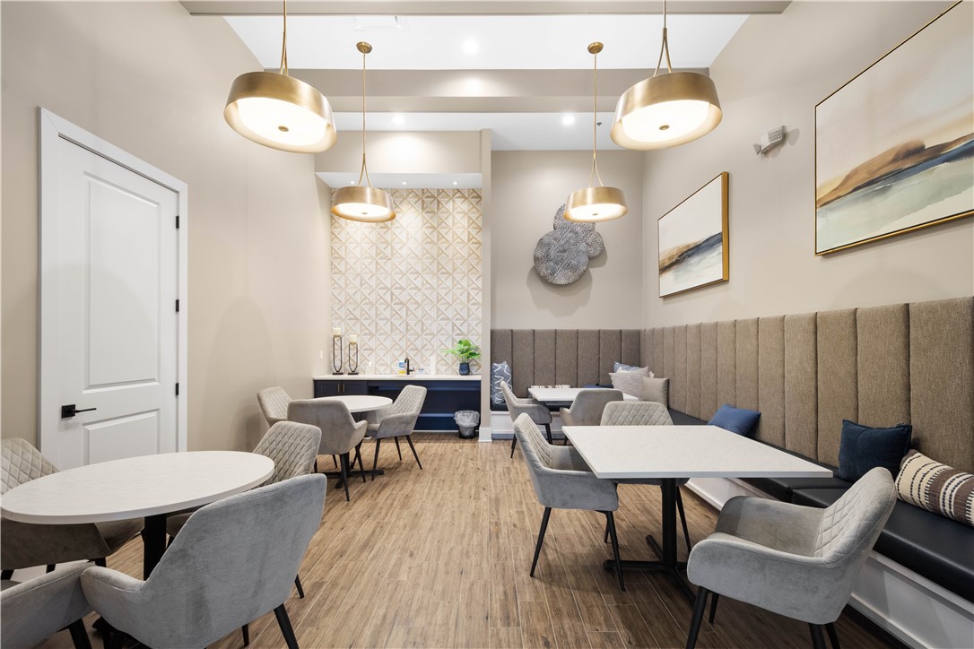 Canonsburg, Pennsylvania, 15317, United States, 2 Bedrooms Bedrooms, ,2 BathroomsBathrooms,Residential,For Sale,2008615