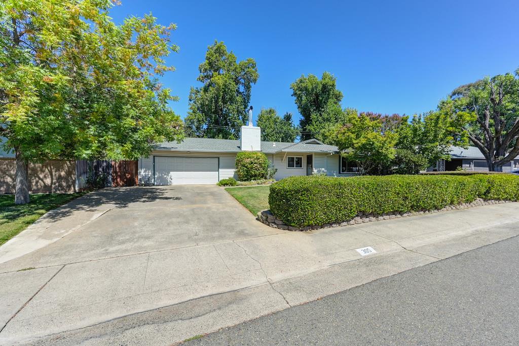 Roseville, California, 95678, United States, 3 Bedrooms Bedrooms, ,2 BathroomsBathrooms,Residential,For Sale,1940546