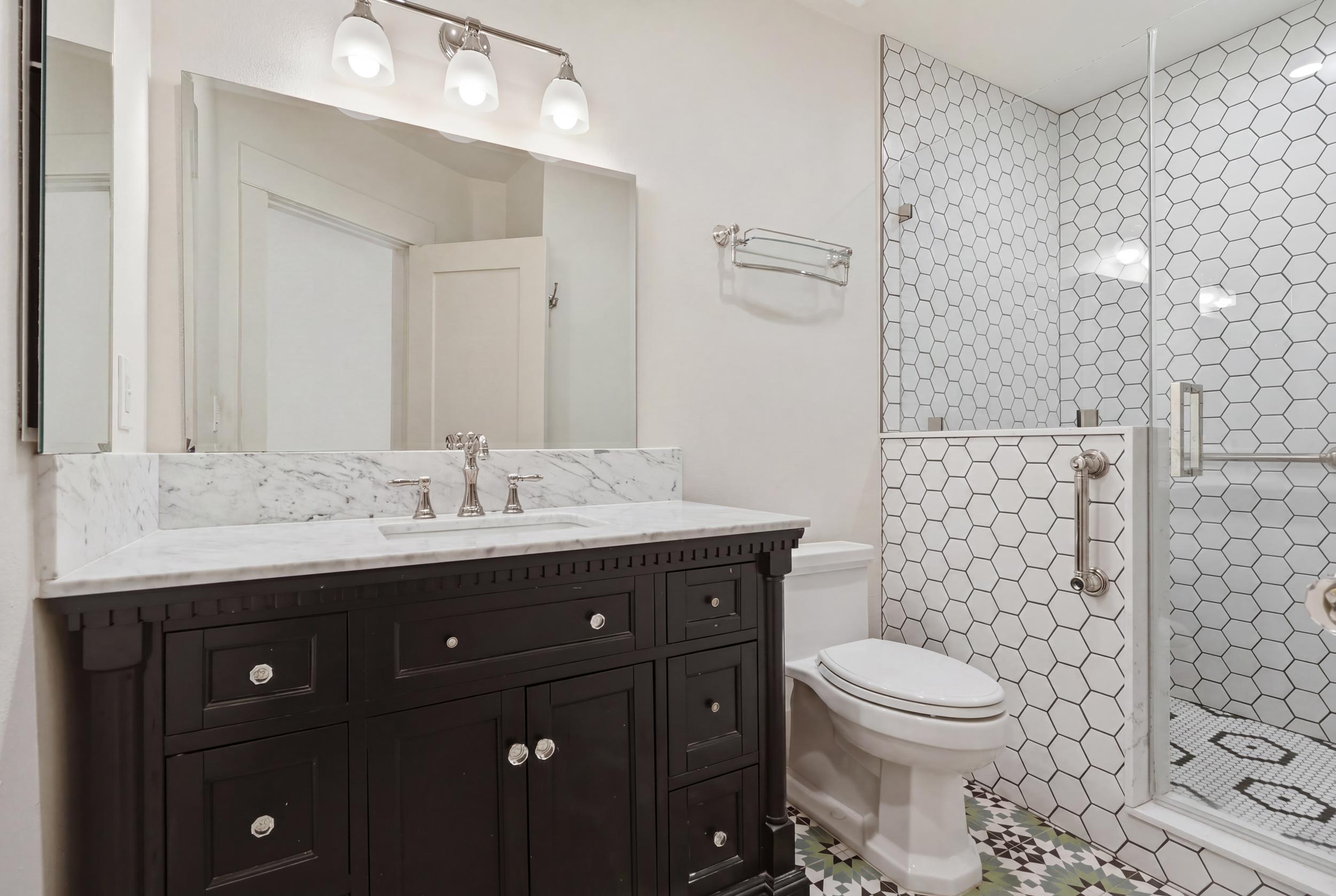  239 Mira Mar Avenue, Long Beach, CA 90803 - 物件實景