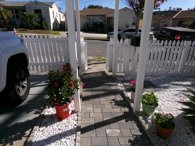 San Diego, California, 92114, United States, 3 Bedrooms Bedrooms, ,2 BathroomsBathrooms,Residential,For Sale,2012090