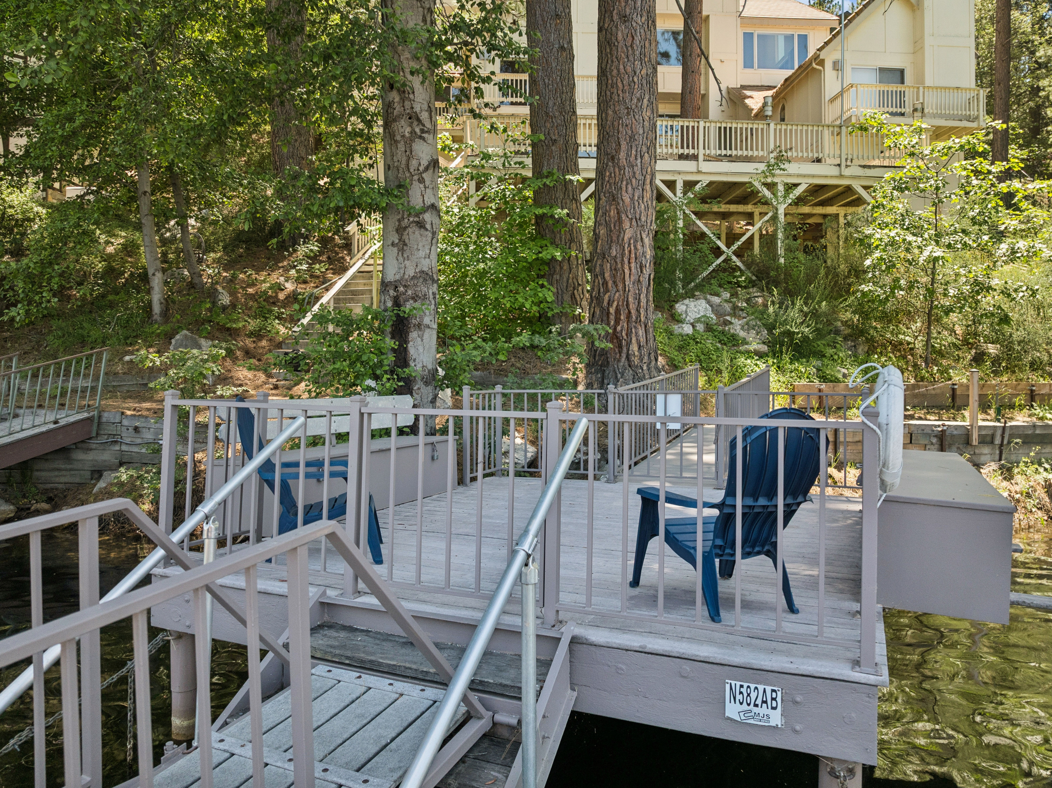  304 Lake Knoll Drive, Lake Arrowhead, CA 92352 - 物件實景