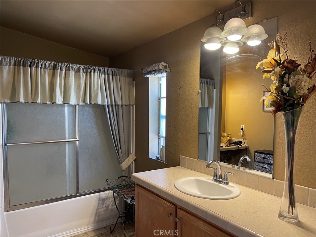 Hemet, California, 92544, United States, 4 Bedrooms Bedrooms, ,2 BathroomsBathrooms,Residential,For Sale,1923970