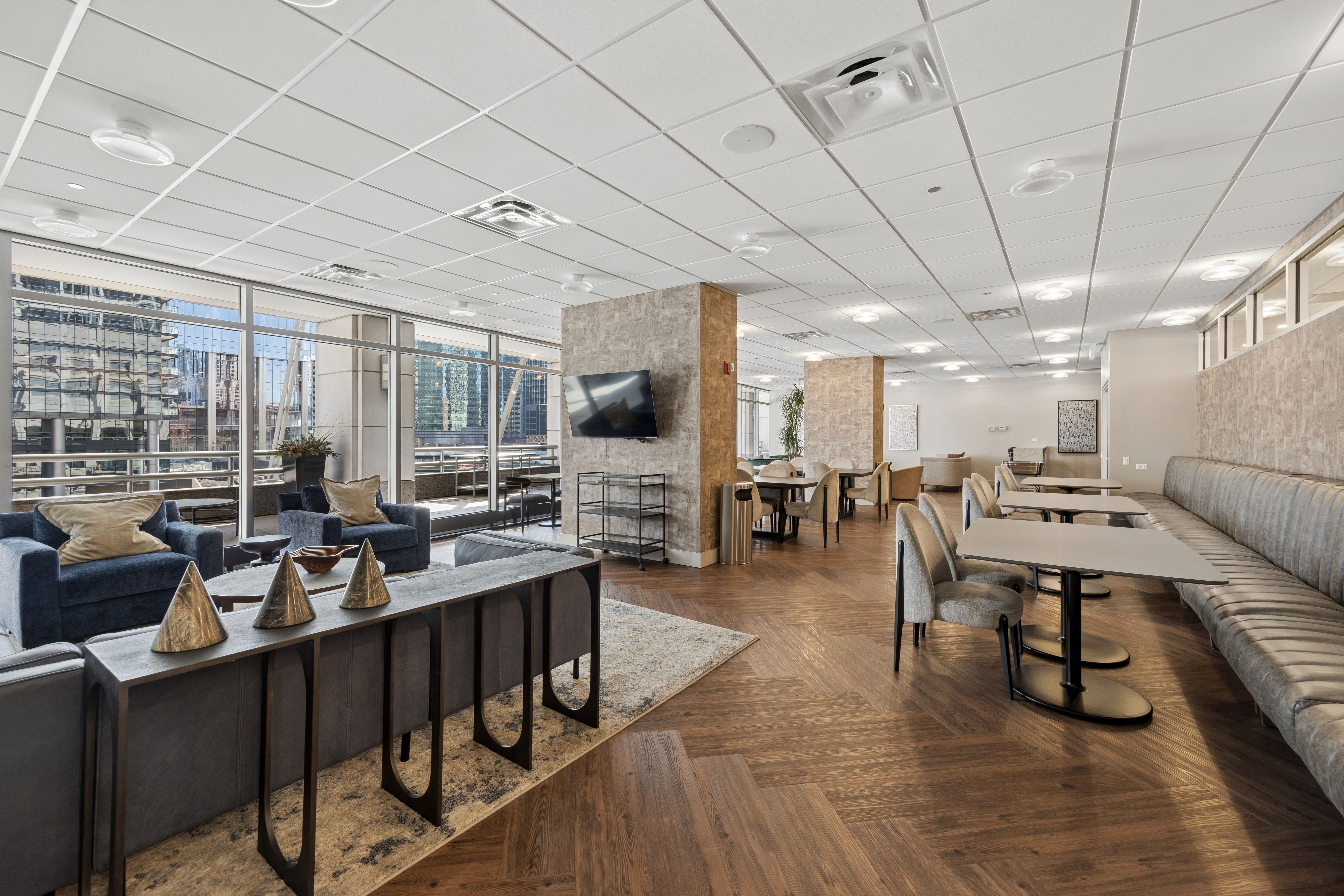  Enjoy Sweeping Chicago River and Skyline Views - 物件實景