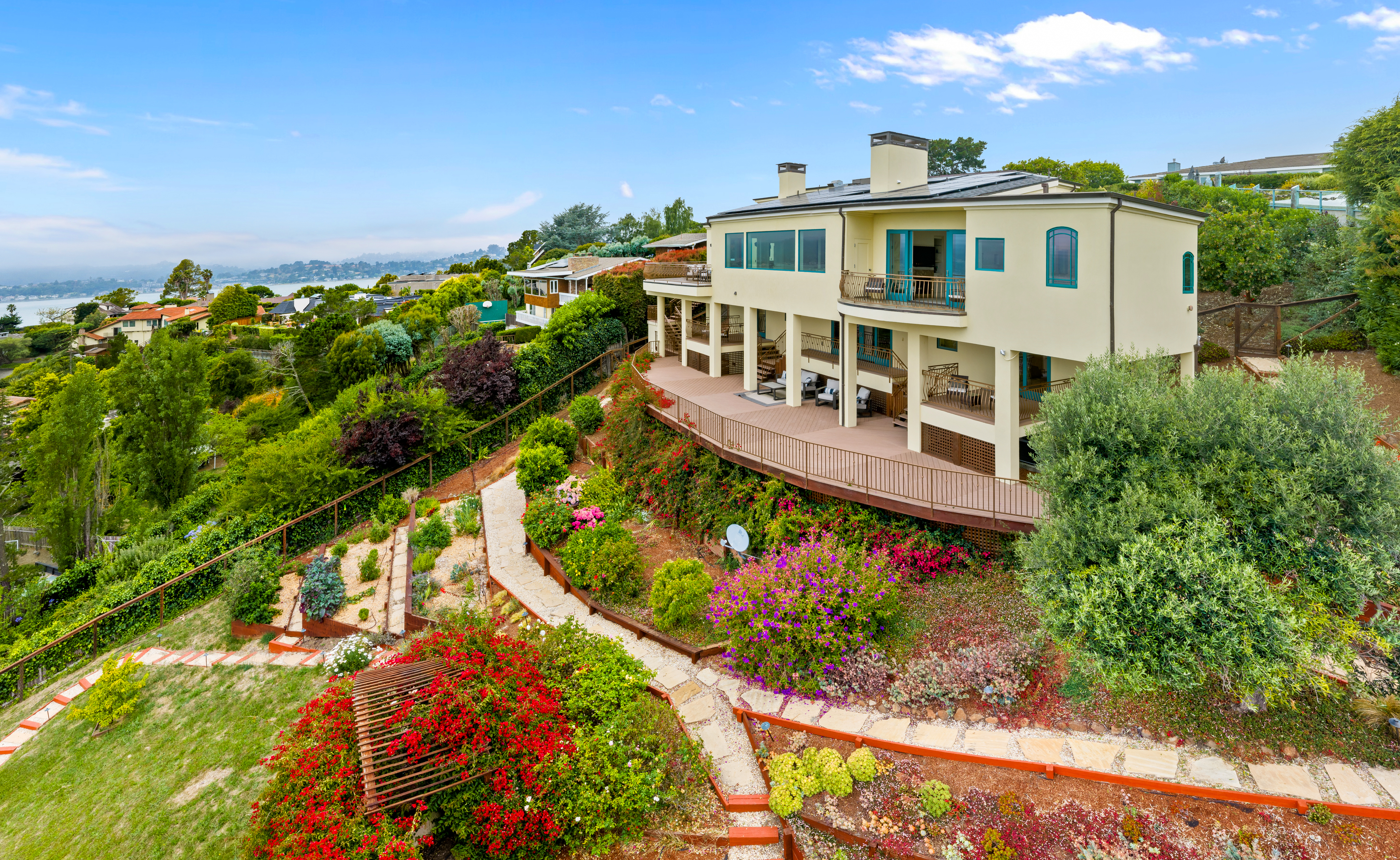  Luxury Living Overlooking the Bay - 物件實景