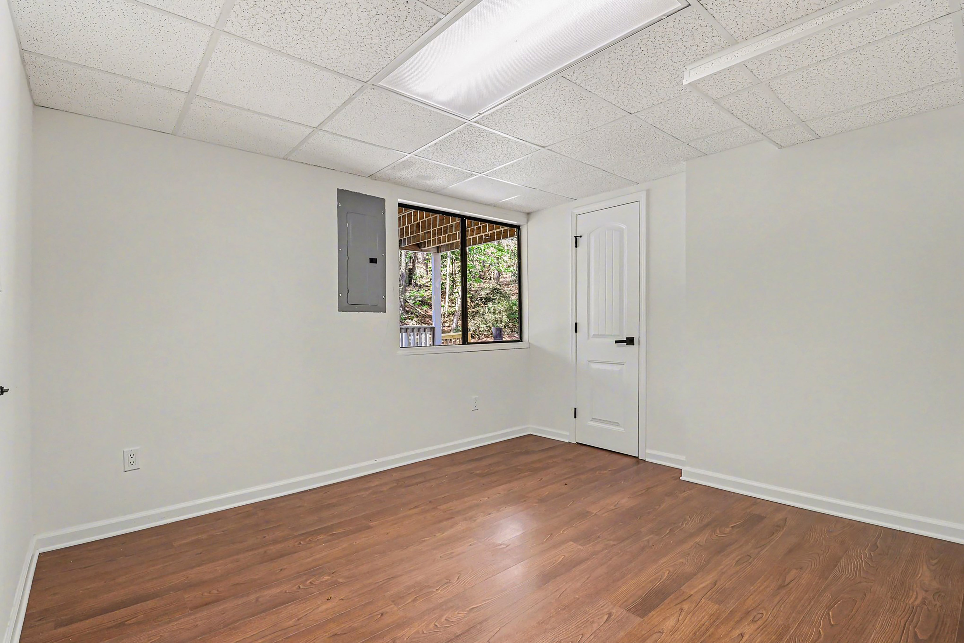  Beautifully Renovated Home in Britton Subdivision - 物件實景