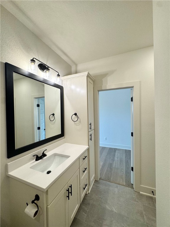 Rogers, Arkansas, 72758, United States, 4 Bedrooms Bedrooms, ,3 BathroomsBathrooms,Residential,For Sale,2003500