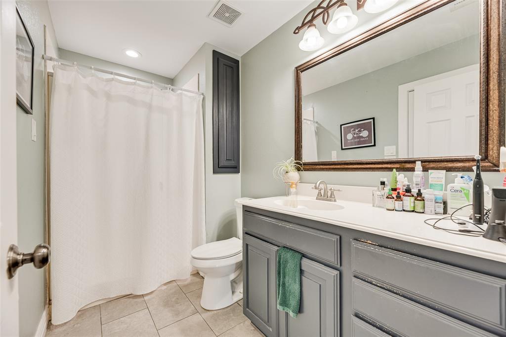 Royse City, Texas, 75189, United States, 4 Bedrooms Bedrooms, ,2 BathroomsBathrooms,Residential,For Sale,1987072