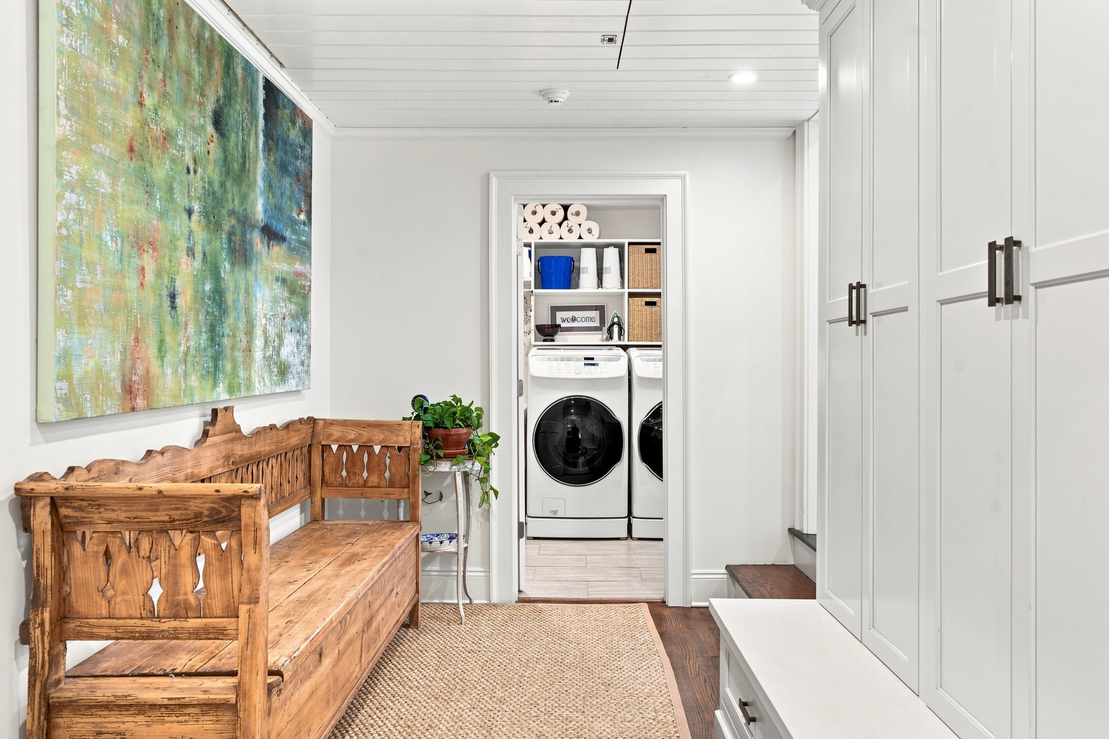  Thoughtfully Designed and Renovated Home in Londonberry Estates - 物件實景