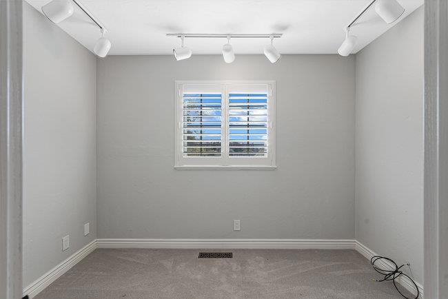 Tres Pinos, California, 95075, United States, 3 Bedrooms Bedrooms, ,3 BathroomsBathrooms,Residential,For Sale,1988626