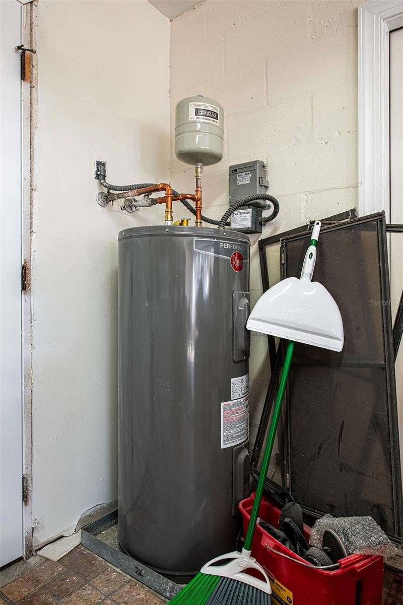 PINELLAS PARK, Florida, 33782, United States, 4 Bedrooms Bedrooms, ,2 BathroomsBathrooms,Residential,For Sale,1990767