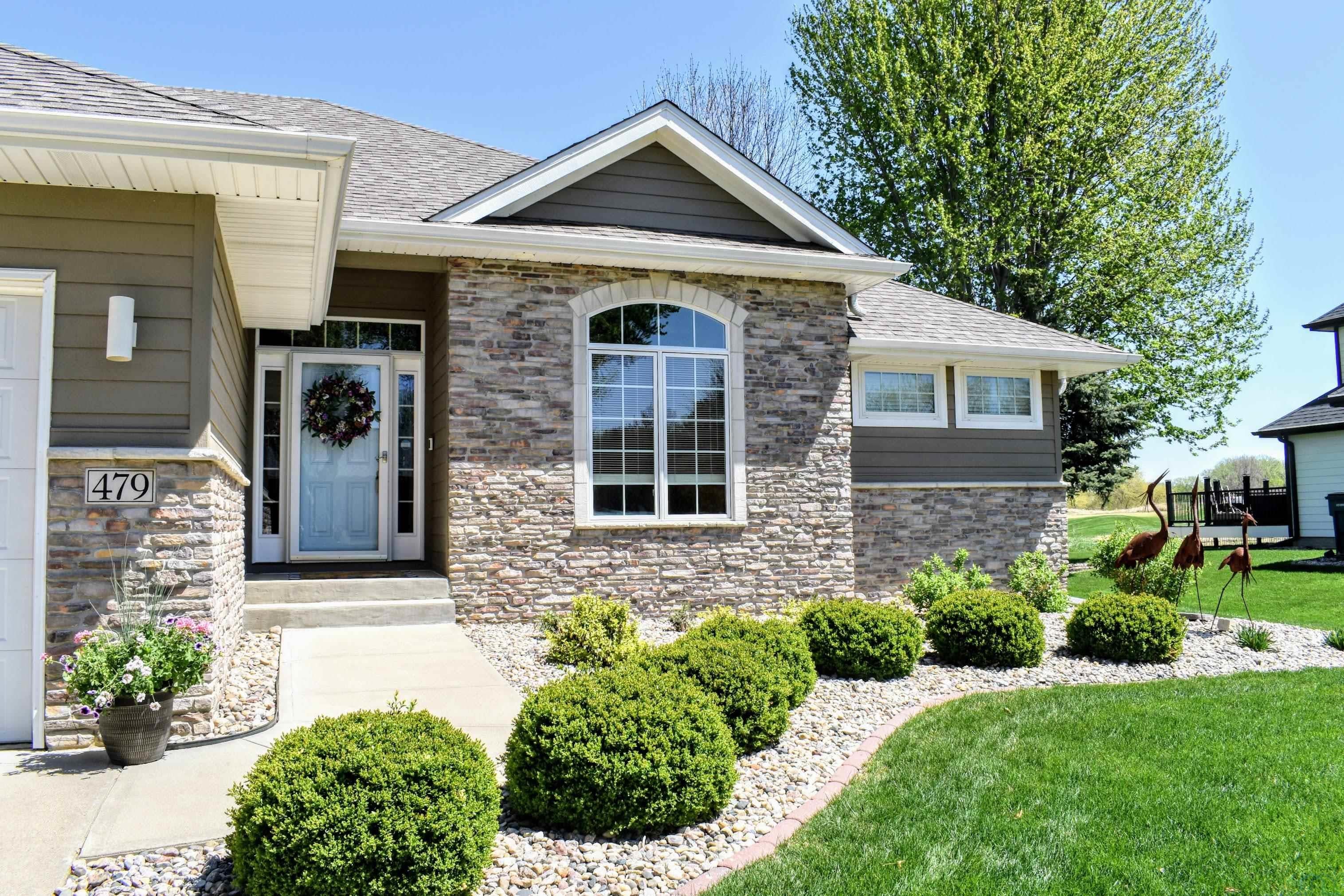 Dakota Dunes, South Dakota, 57049, United States, 4 Bedrooms Bedrooms, ,3 BathroomsBathrooms,Residential,For Sale,2033503