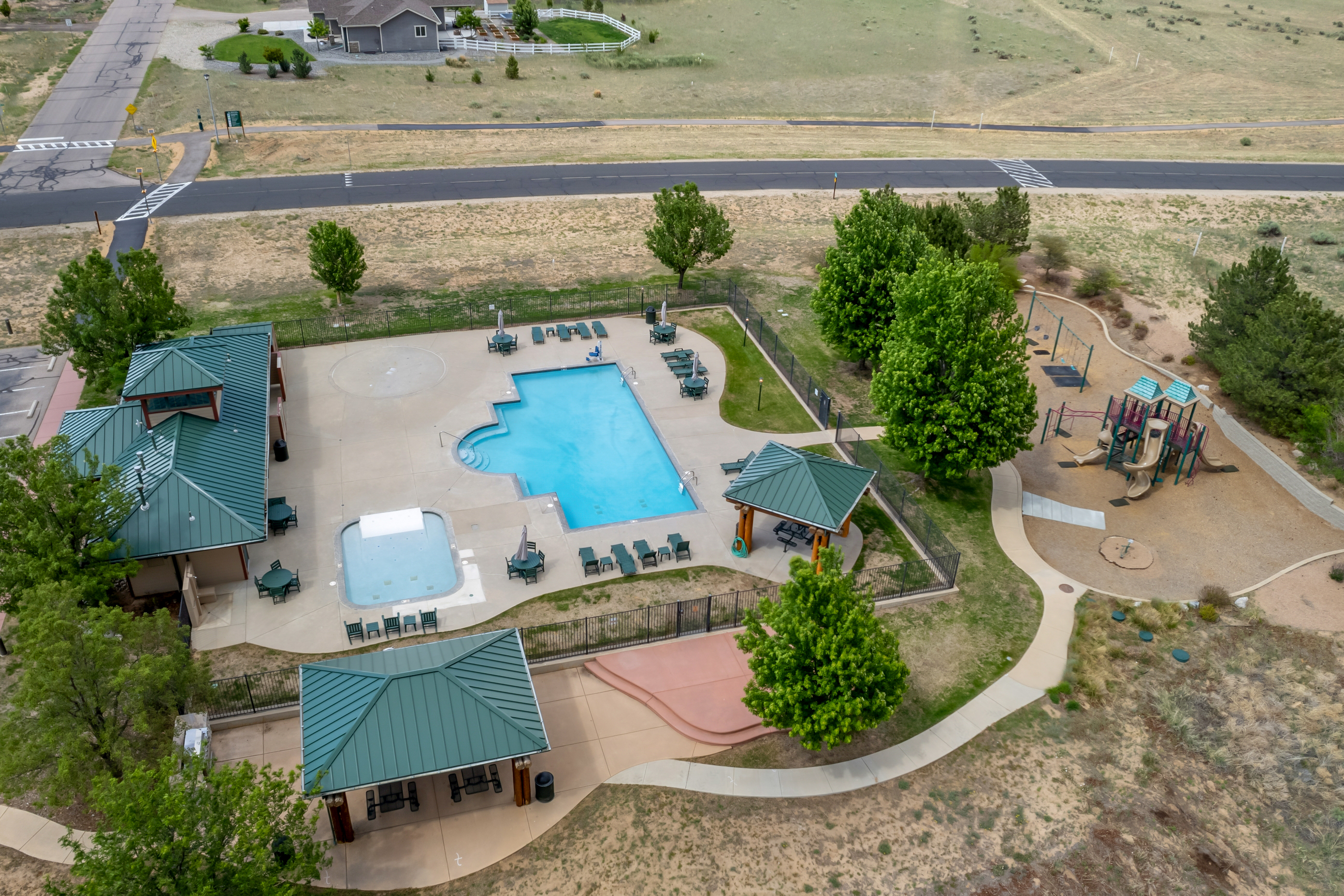  Custom-Built Home in the Highly Sought-After Pelican Lake Ranch Community - 物件實景